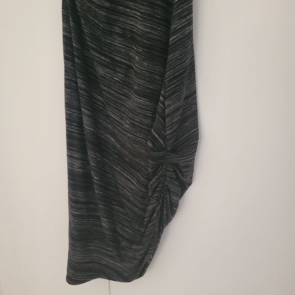 Cinched ruched asymmetrical body con striped athleta downtown dress - Picture 4 of 6